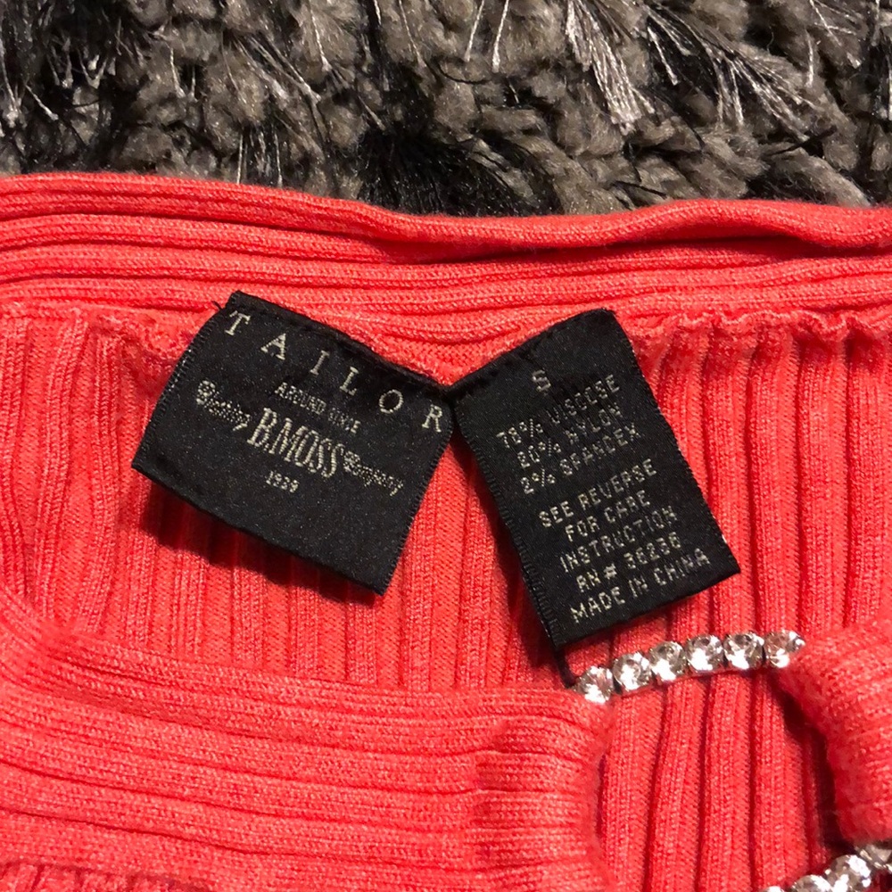 Sweater - Picture 6 of 6